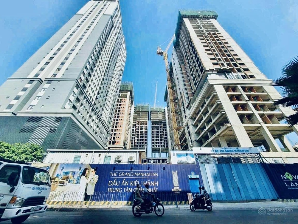 tiến độ The Grand Manhattan