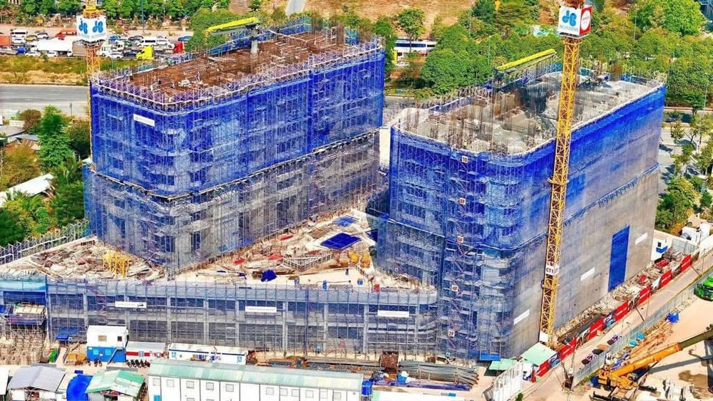 Tiến độ xây dựng Eaton Park