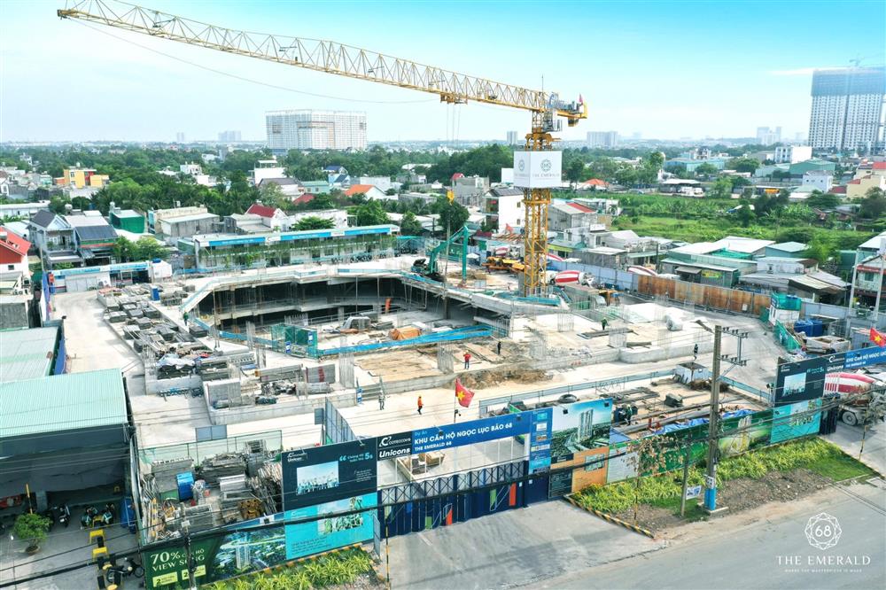 Hình ảnh tiến độ The Emerald 68