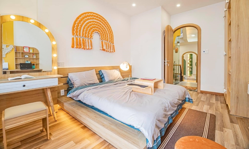 1979 hợp hướng nào