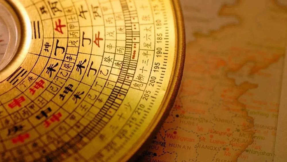 1990 hợp hướng nào