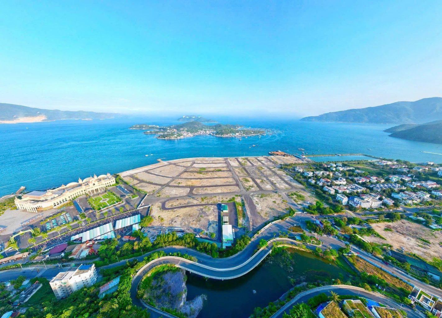 Hình ảnh tiến độ Vinpearl Phú Quý